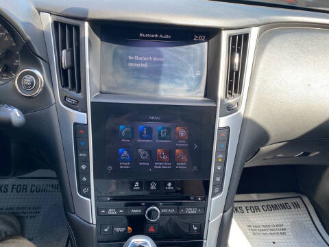 2022 Infiniti Q50 Luxe