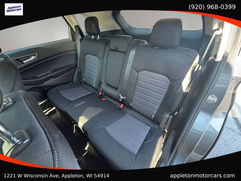 2022 Ford Edge SE