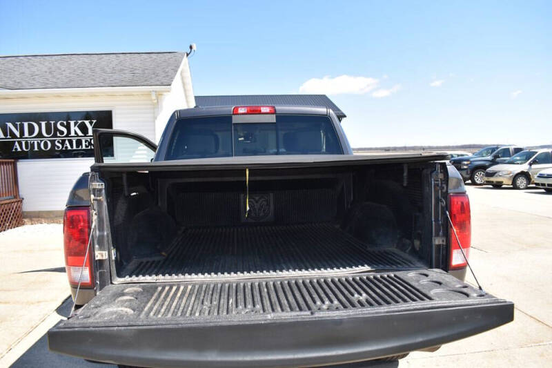 2017 RAM 1500 SLT