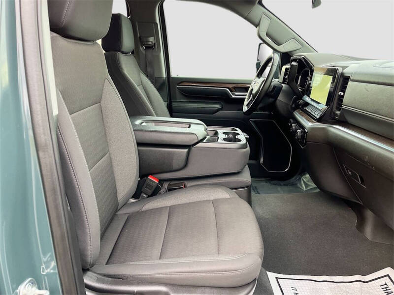 2025 Chevrolet Silverado 3500HD