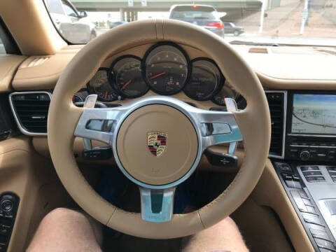 2011 Porsche Panamera 4