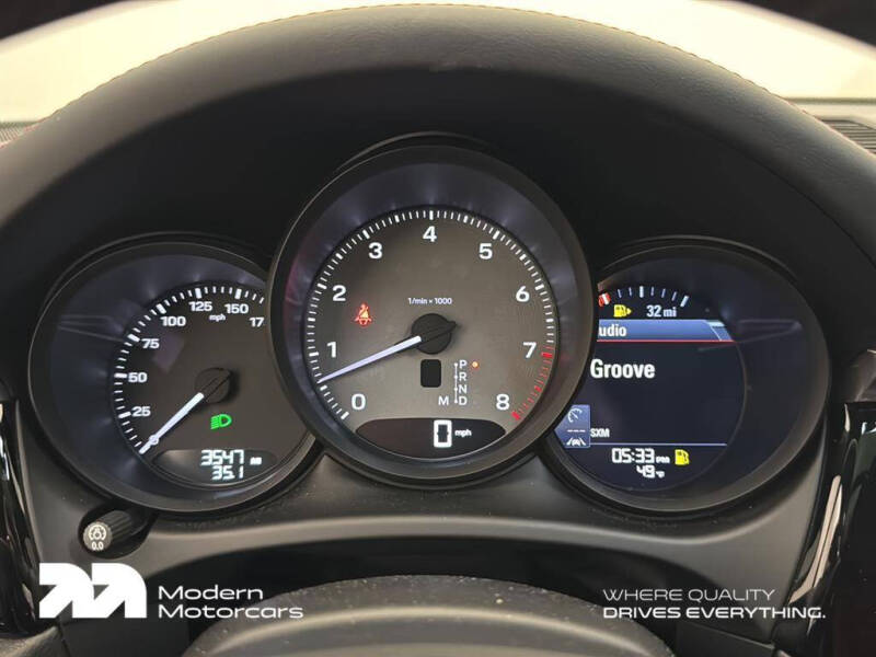 2025 Porsche Macan S