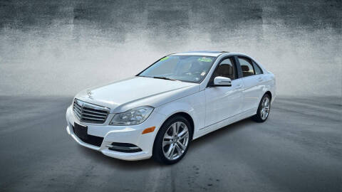 2013 Mercedes-Benz C-Class C 300 Luxury 4MATIC