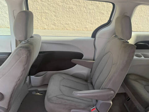 2017 Chrysler Pacifica Touring