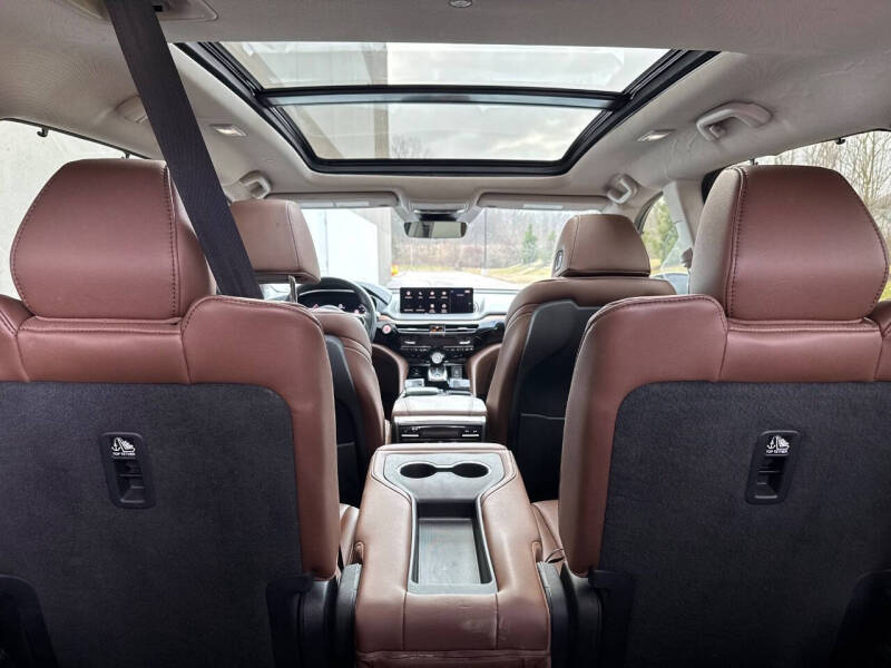 2022 Acura MDX w/Tech