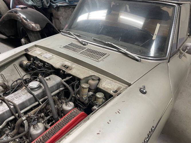 1969 Datsun 2000