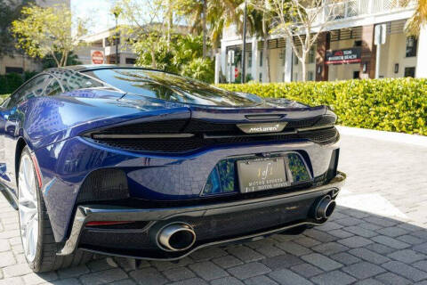 2023 McLaren GT
