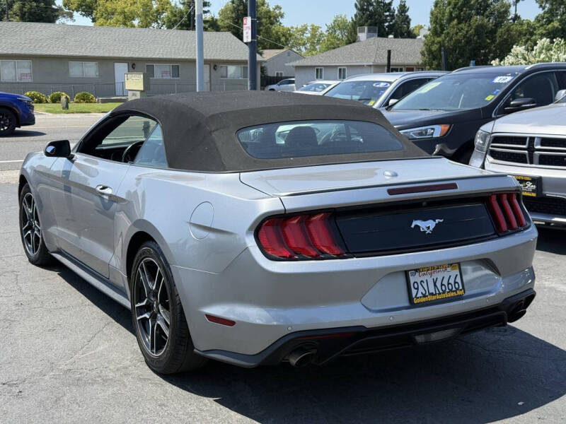 2022 Ford Mustang EcoBoost Premium