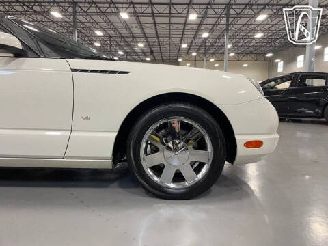 2003 Ford Thunderbird