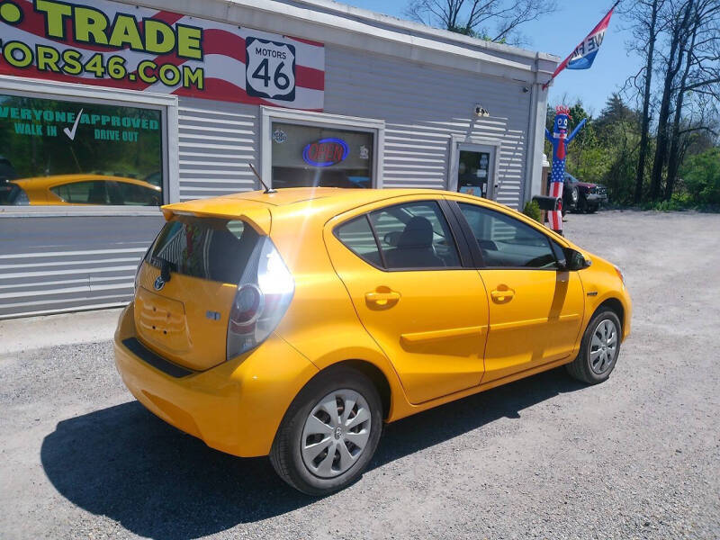 2014 Toyota Prius c Two