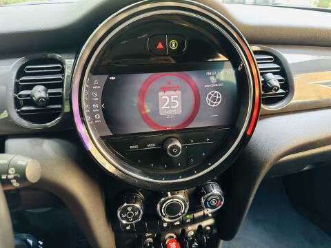 2022 MINI Hardtop 4 Door Cooper