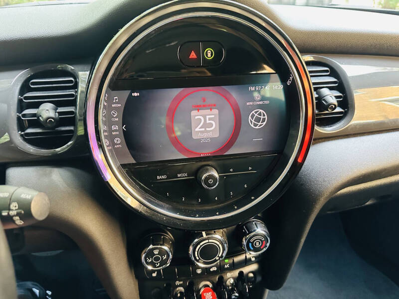 2022 MINI Hardtop 4 Door Cooper