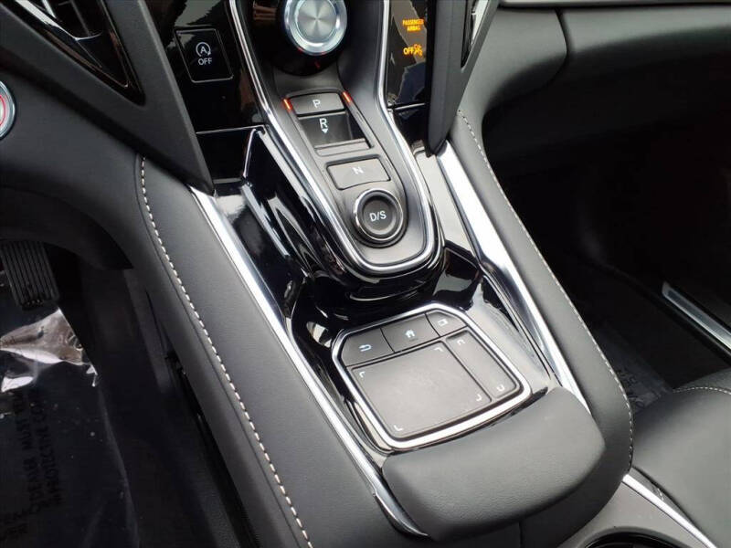 2025 Acura RDX SH-AWD w/Tech