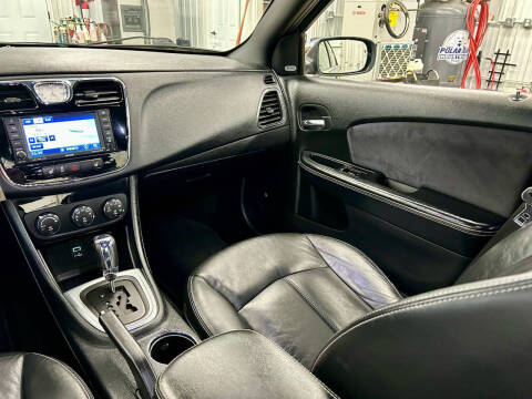 2011 Chrysler 200 Limited