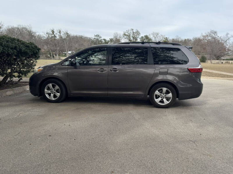 2015 Toyota Sienna