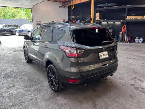 2017 Ford Escape SE