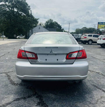 2010 Mitsubishi Galant FE