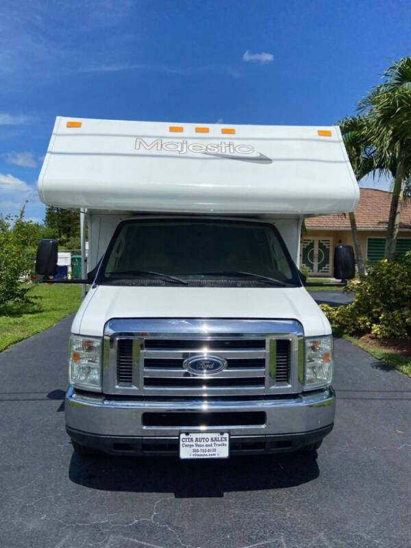 2015 FORD ECONOLINE E450 CLASS C THOR MAJESTIC 28A MOTORHOME