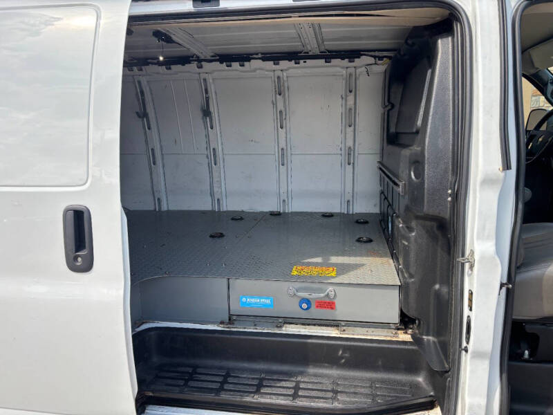 2020 Chevrolet Express 2500