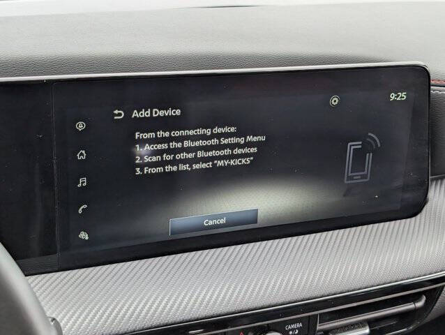 2025 Nissan Kicks SR