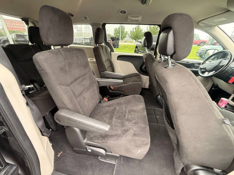 2015 Dodge Grand Caravan SE