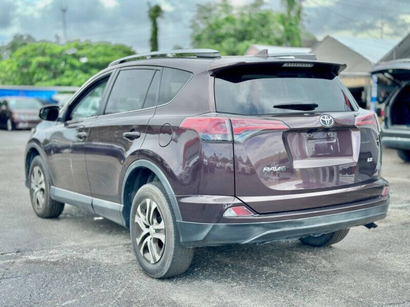 2018 TOYOTA RAV4 SUV / Crossover - $23,995
