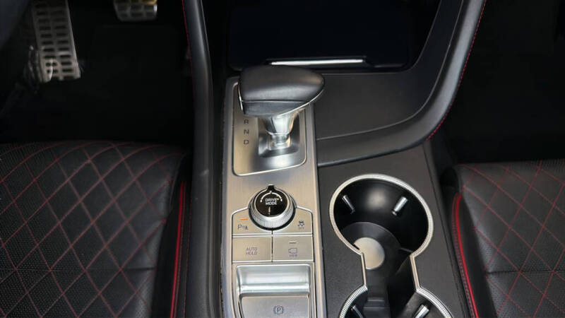 2020 Genesis G70
