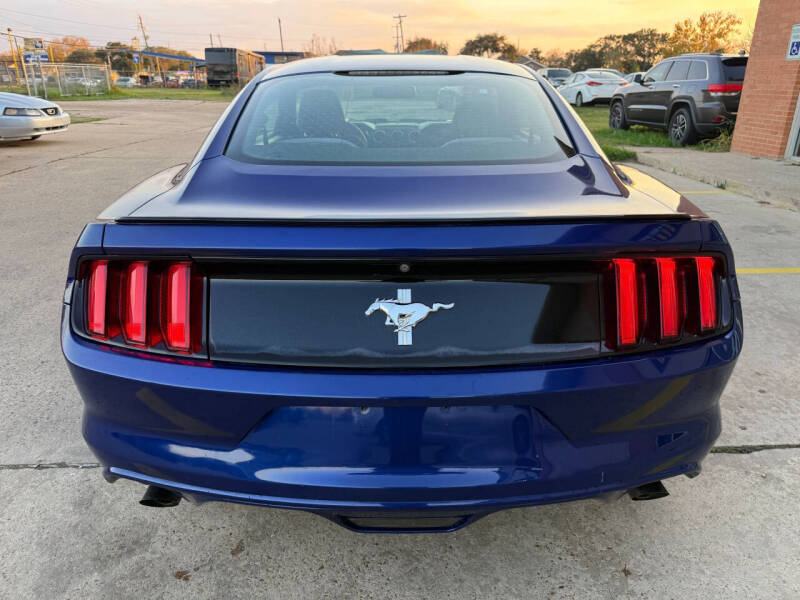 2015 Ford Mustang V6