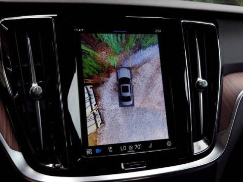 2024 Volvo S60 B5 Plus Dark Theme