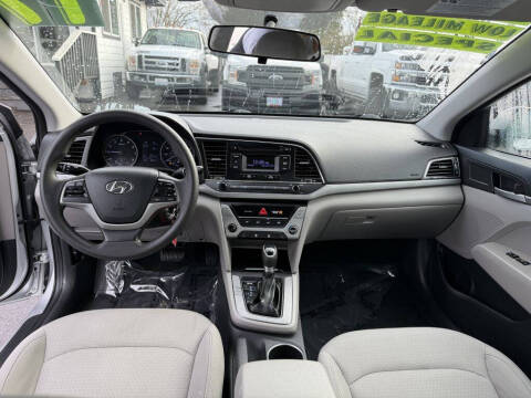 2017 Hyundai Elantra