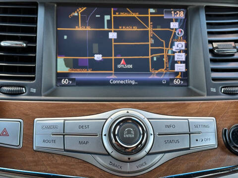 2015 Infiniti QX80