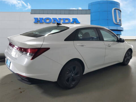 2023 Hyundai Elantra