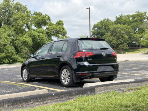 2016 Volkswagen Golf TSI S