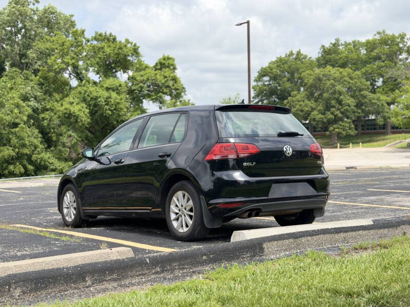 2016 Volkswagen Golf TSI S