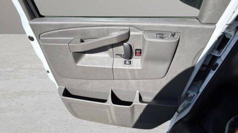 2024 Chevrolet Express 2500