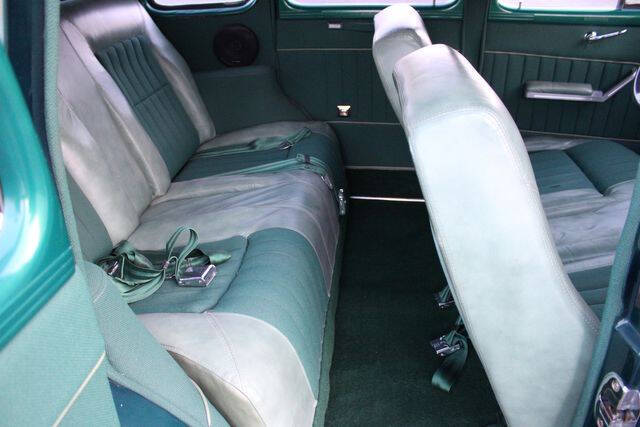1937 Chevrolet Sedan 38