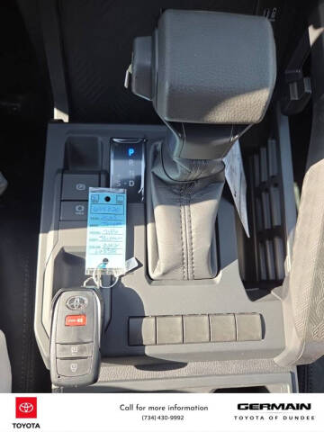 2025 Toyota Tacoma SR