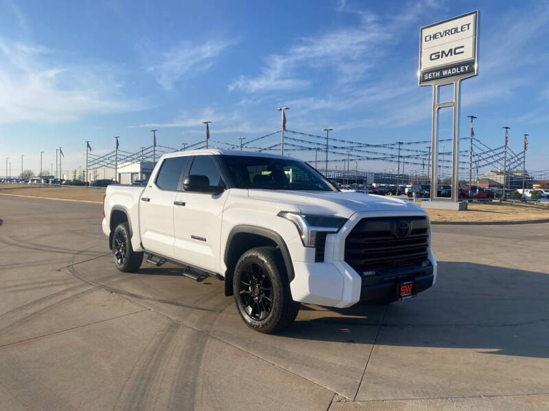 2025 Toyota Tundra SR5