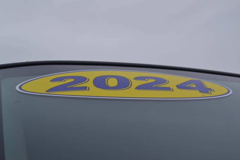 2024 GMC Savana 2500