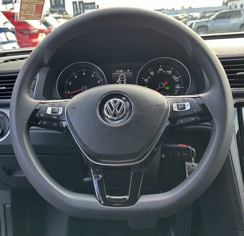 2016 Volkswagen Passat