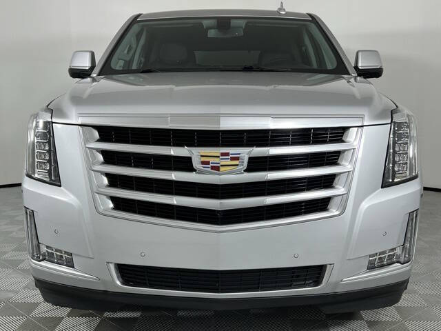 2020 Cadillac Escalade Standard