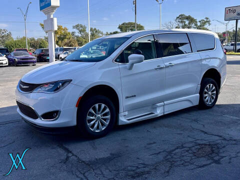 2018 Chrysler Pacifica Touring Plus