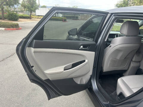 2016 Hyundai Tucson SE