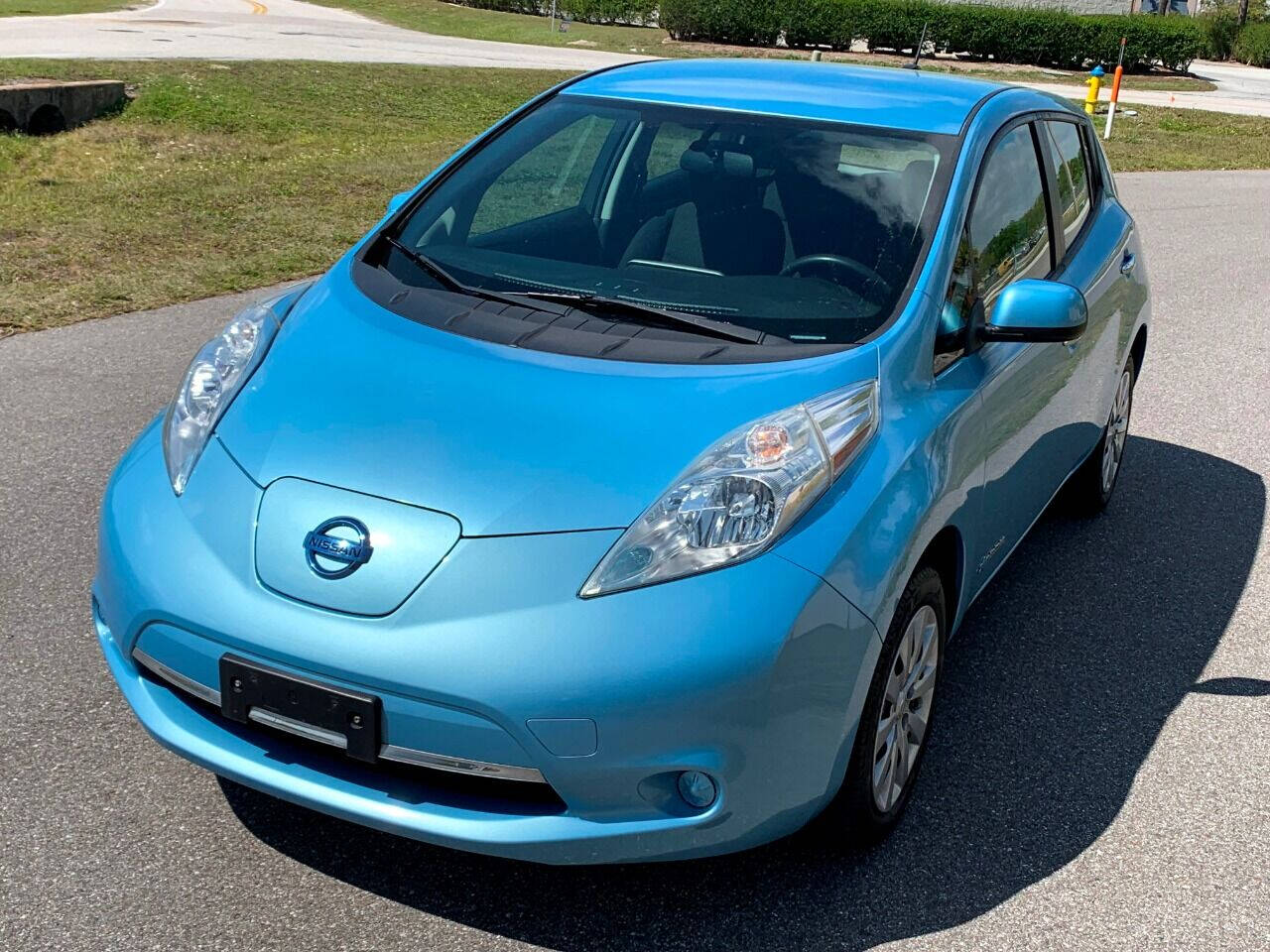 2015 Nissan LEAF for sale at TRANSATLANTIC TRADING INC. in TAMPA, FL