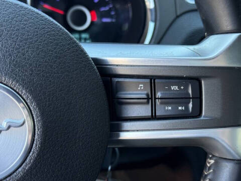 2014 Ford Mustang V6