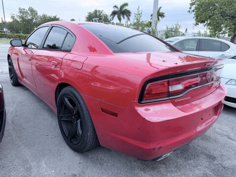 2014 Dodge Charger R/T Plus