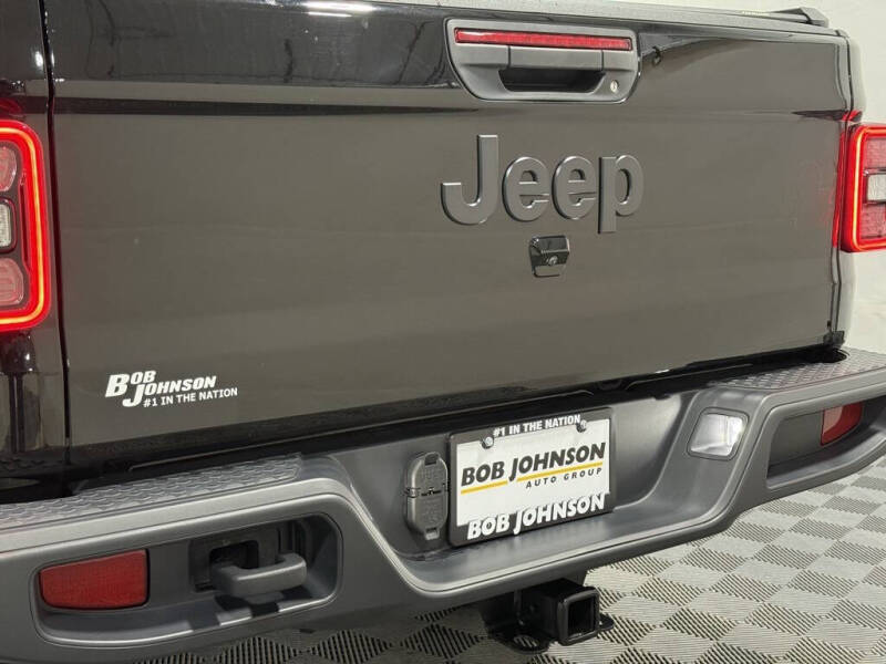 2024 Jeep Gladiator Willys