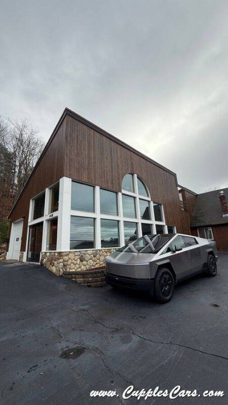 2025 Tesla Cybertruck
