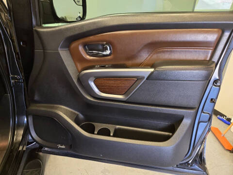 2019 Nissan Titan Platinum Reserve
