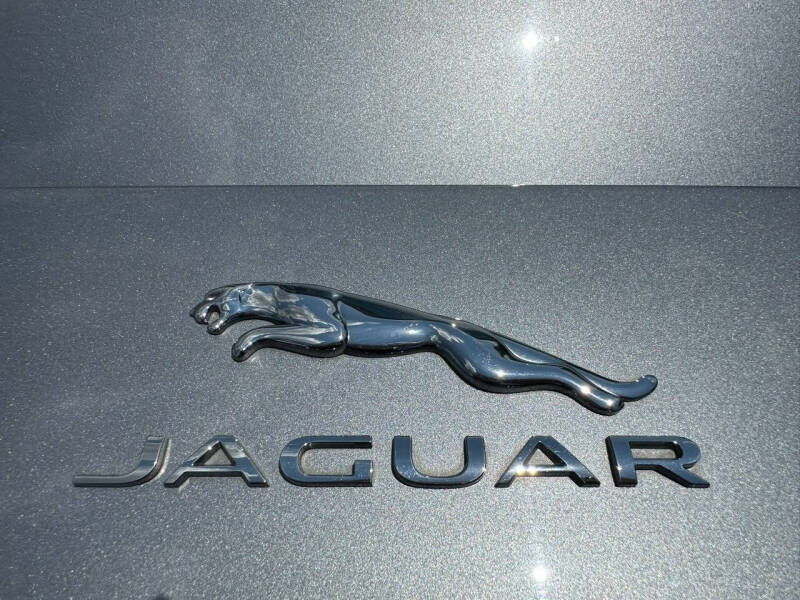 2014 Jaguar F-TYPE V8 S